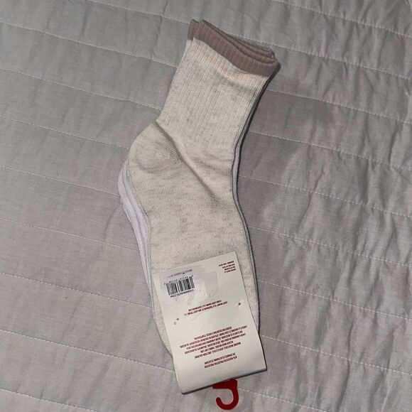 Lucky Brand Ladies 5 pk White Cream Tan Shortie Crew Socks - Picture 2 of 13